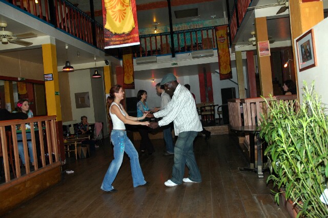 min 2006 05 02 latino 122